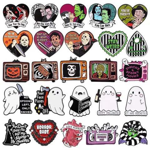 Scary Heart Couple Brooch TV Pumpkin Sickle Spider Web Cake Ghost Mask Man Skull Badge Punk Halloween Pins Jewelry Gifts