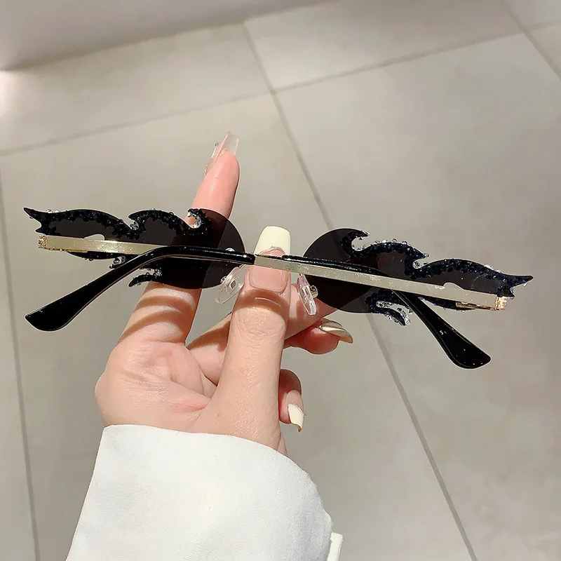 جديد لهب النظارات الشمسية شخصية موضة الاتجاه ريشة النظارات الشمسية المعدنية الطرف اليدوية كسر الماس النظارات الشمسية #3