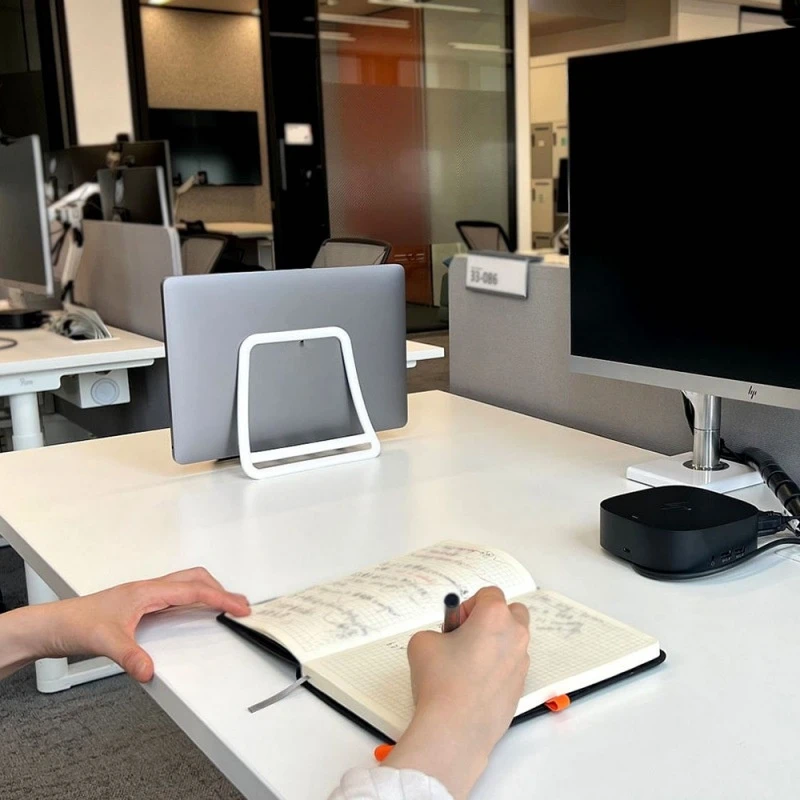 Non-Slip Vertical Laptop Stand Detachable Stable Desktop Notebook Dock Storage for Macbook Air/Pro/Ipad/Lenovo/Dell