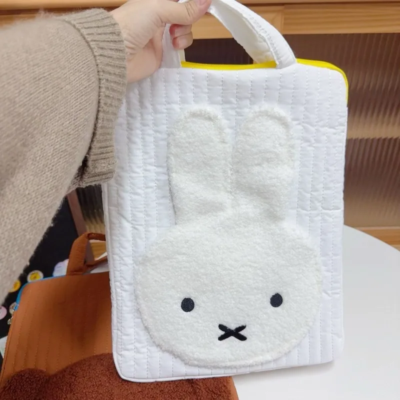 حقيبة كمبيوتر لوحي مبطنة من القطيفة Kawaii مقاس 11-12 بوصة لجهاز iPad حقيبة محمولة مقاومة للصدمات مع حقيبة خارجية من النايلون الناعم للحمل اليومي ​