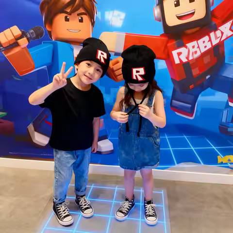 Hot Game ROBLOX Knitted Cap Autumn and Winter Outdoor Travel Fashion Warm Hats Men and Women Pullover Plush Hats