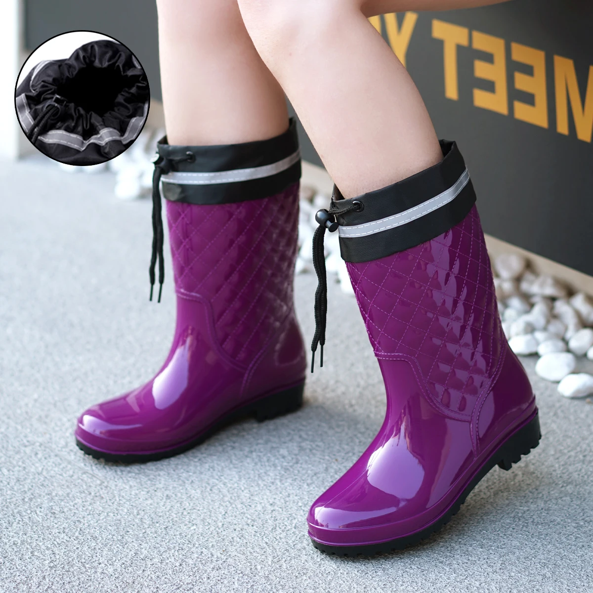 Minimalistische Outdoor-Arbeitsküche Rutschfeste Wasserdichte Kordelzug-Stiefel mit Trommelmund für Alle Jahreszeiten Universelle Damen-Regenstiefel – Detail 2