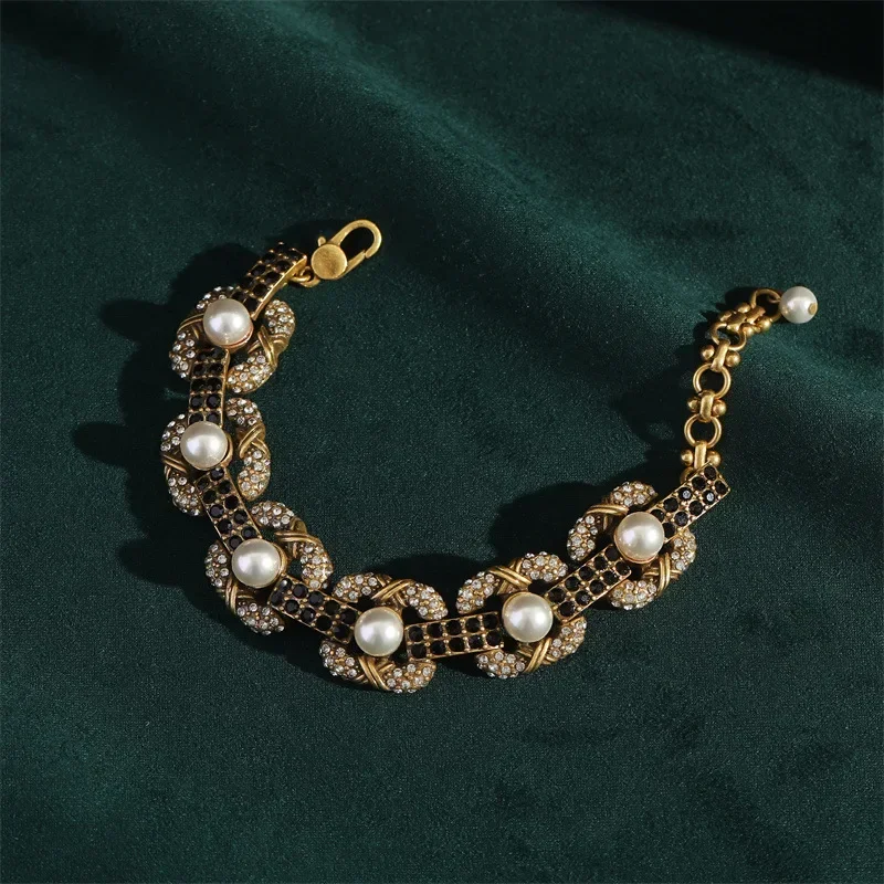 Luxury Vintage Pearl Bracelets with Black Rhinestones for Women