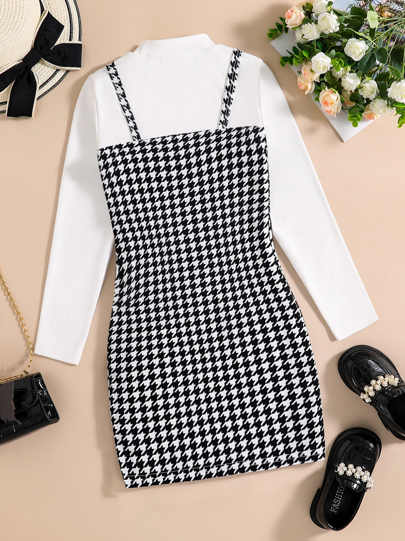 Spring and autumn girl fashion sweet lovely round neck long sleeve dress