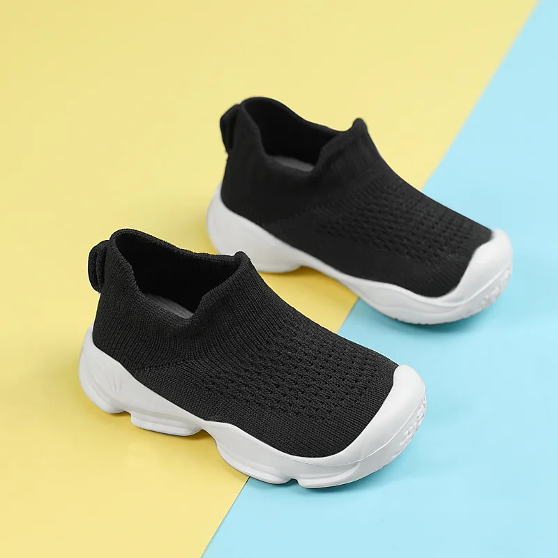 

Трансграничная детская удобная спортивная повседневная обувь. Сетчатая износостойкая студенческая удобная повседневная обувь.