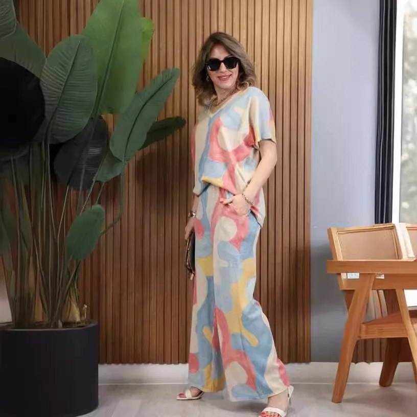

New Summer Women's Two-piece Print Loose Trousers Suit Fashionable Casual Short-sleeved T-shirt Wide-leg Pants 2-piece Set