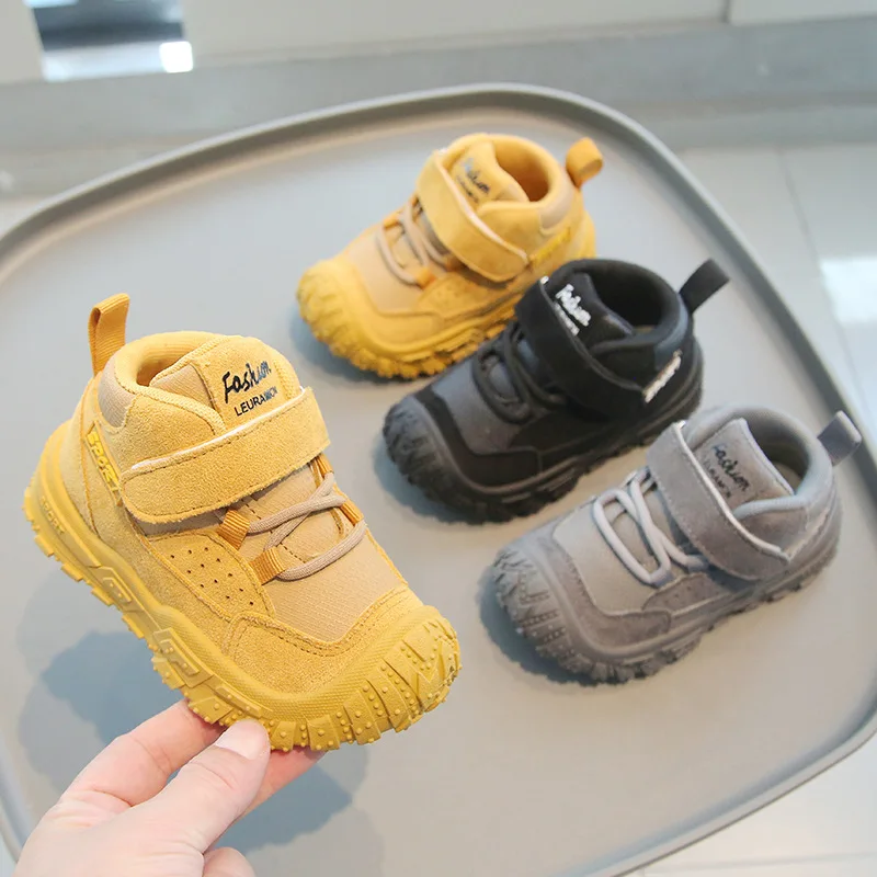 

Kids Sneakers Anti-slip Wear-resistant Hiking Shoes for Children Boys Winter Outdoor Sports Shoes Warm Cotton Snow Boots for Kid