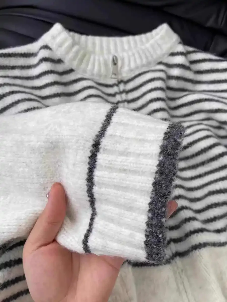 

Loose Cardigan Plus Size Knit Sweater Harajuku Vintage Oversize Cashmere Sweater Women Striped Zippers O-Neck
