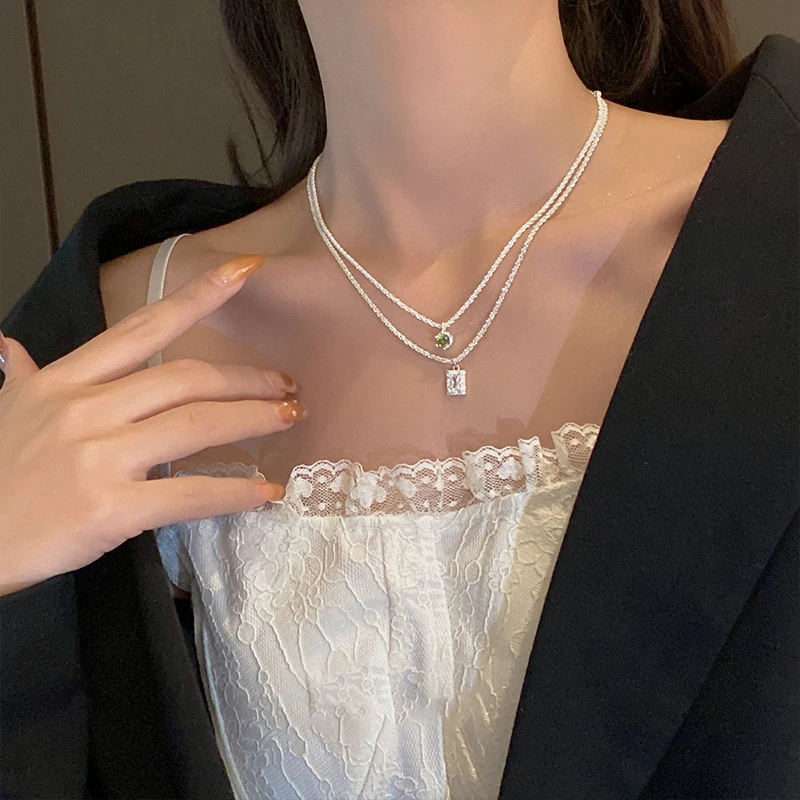 Collar Vintage de Plata de Ley 925 para mujer, cadena de clavícula brillante, colgante de Gypsophila de diamante verde, joyería de boda