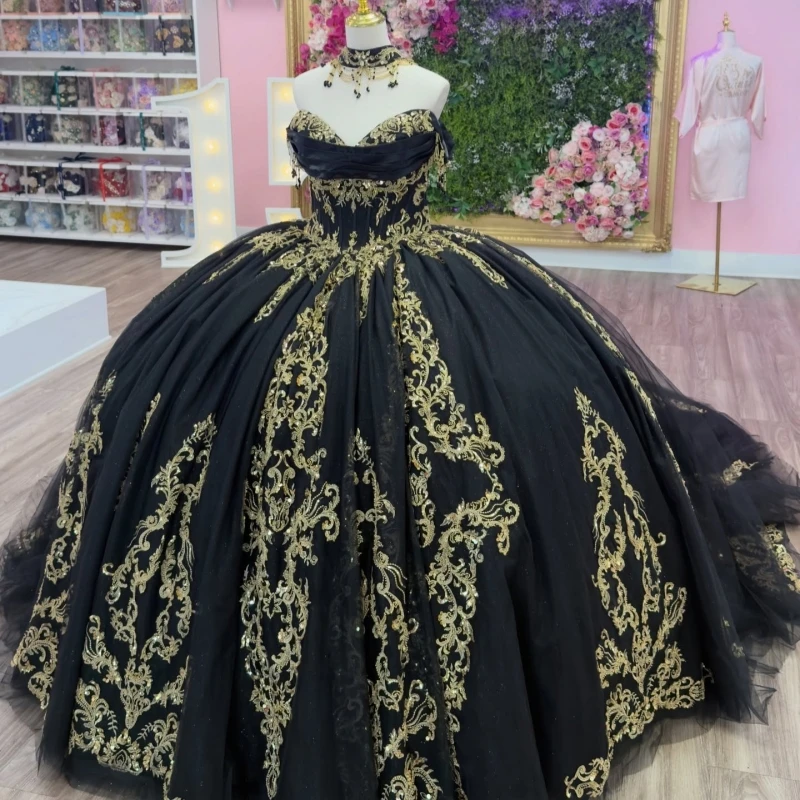 

Black Shiny Quinceanera Dresses Ball Gown Off The Shoulder Gold Applique Lace Beading Crystal Tull Corset Party Sweet 16 Dress