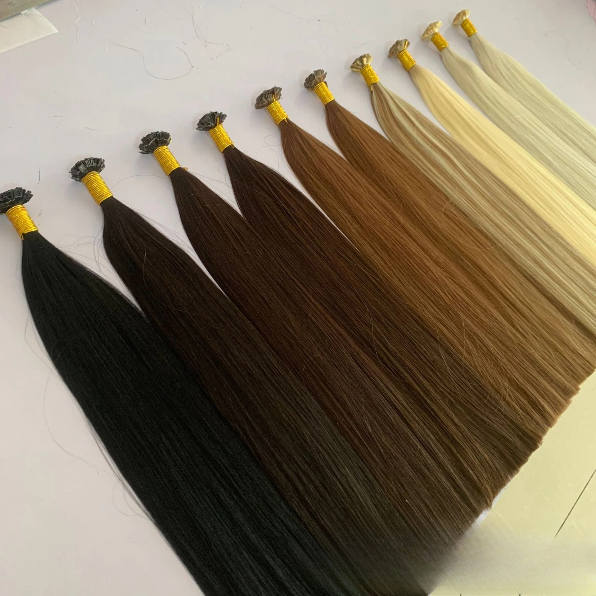 

Both ends are 0.5 * 0.5 small head real hair extension, and the hair is smooth braided.