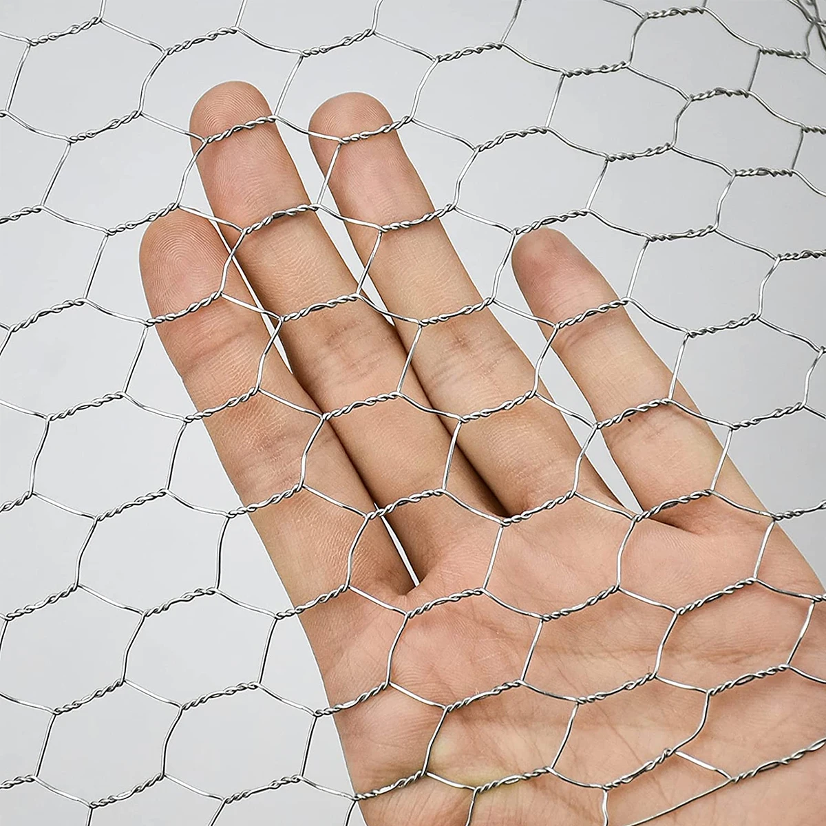 1pc Metal Netting DIY Wire Mesh Animal Plant Fence Netting Durable Protection Multipurpose Chicken Wire Net for Garden Courtyard