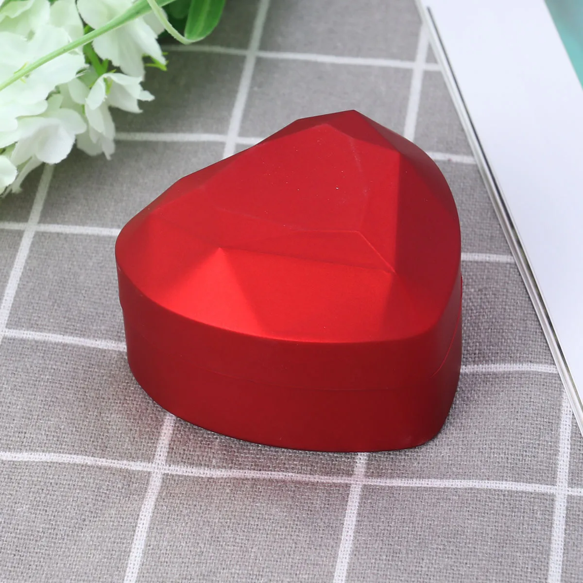 Kotak Cincin Bentuk Hati LED Merah Berlampu Penyimpanan Perhiasan Lamaran Pernikahan Ulang Tahun Hari Valentine Kotak Cincin Pajangan