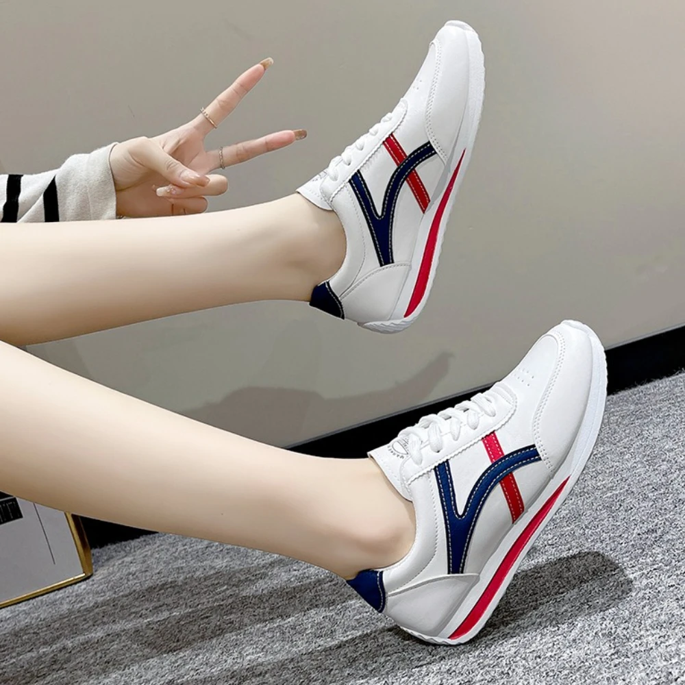 أحذية رياضية مريحة من الجلد للنساء، أحذية بيضاء صغيرة، أحذية رياضية مريحة برأس مستدير وأربطة أمامية، أحذية رياضية للجري #5