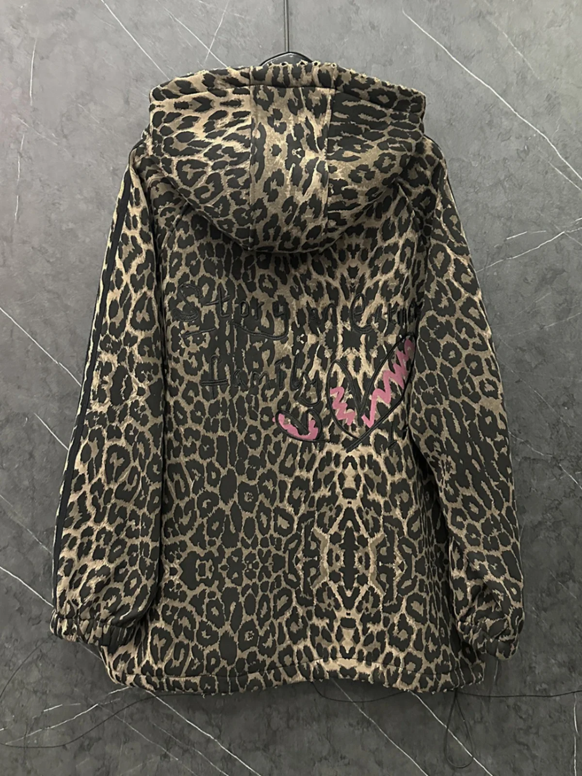 2024 Autumn and Winter New Cartoon Leopard Print Hooded Fleece Sweatshirts Women's Loose Fashion Long Sleeve Hoodie Top