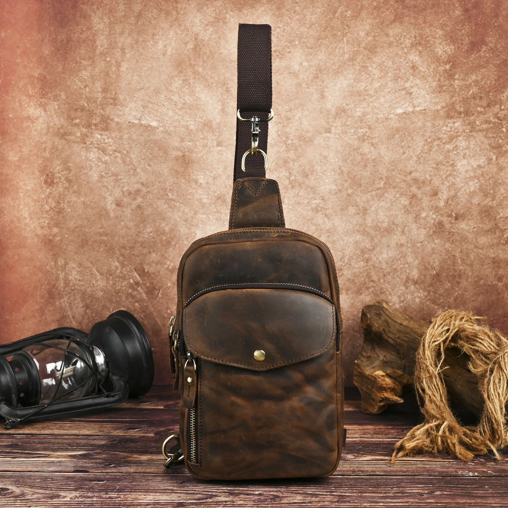 sac-bandouliere-vintage-pour-homme-en-cuir-veritable-recycle-grande-capacite-style-decontracte-ideal-pour-l'exterieur