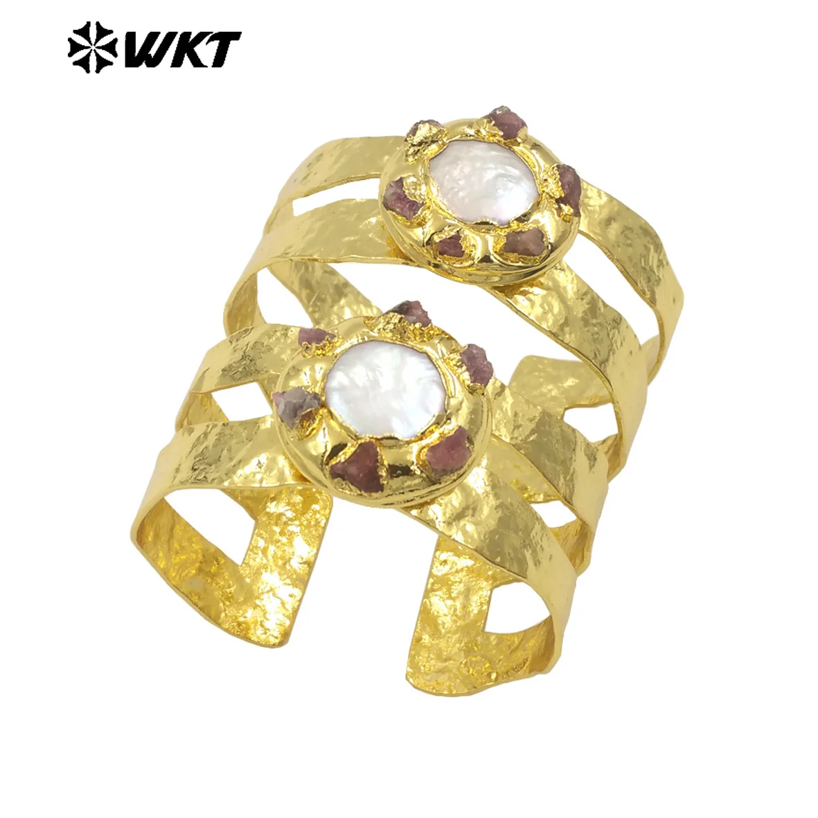 WT-MPB103 Latest New Freshwater Pearl And Tourmaline Hollow Design 18k Brass Cuff Bangle Can Be Adjustable Decoration