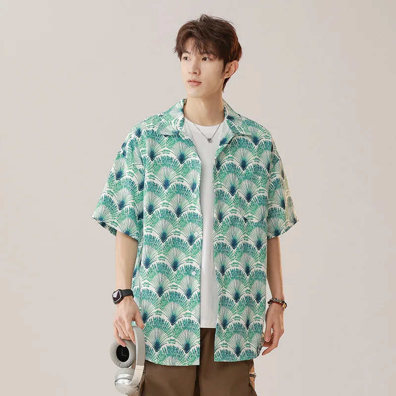 Men's Floral Shirt Summer Casual Lightweight Short Sleeve Hawaiian Beach Shirt OOTD Fashion Men Shirt