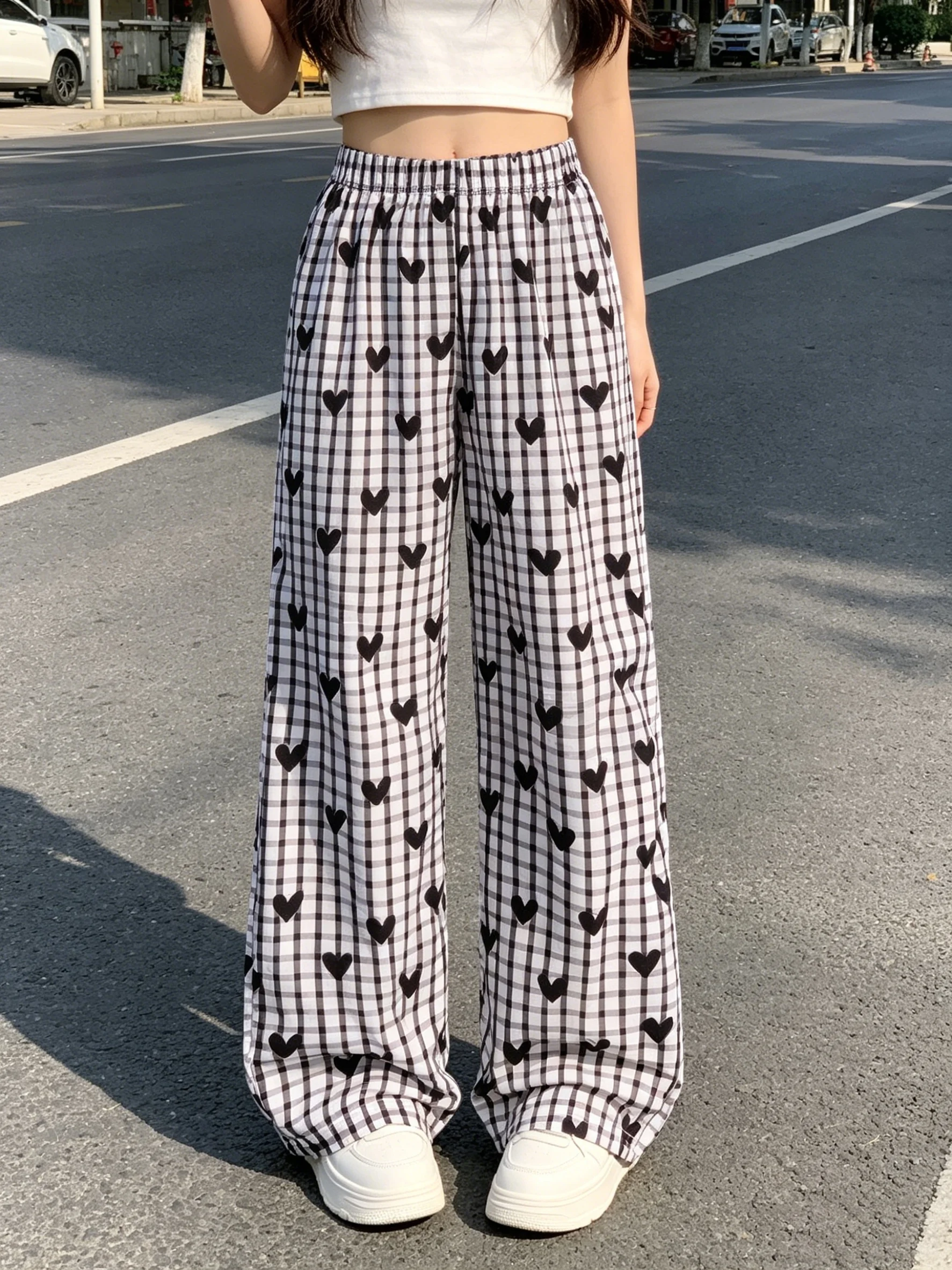 Girls' fashionable pants for spring and autumn, outdoor casual checkered heart pattern wide-leg pants for girls