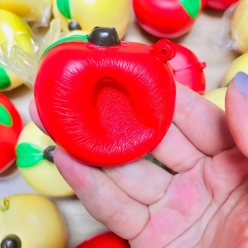 Juguete de ventilación de descompresión de Pequeña Manzana, pellizco de rebote lento, Mini juguete blando de elevación lenta