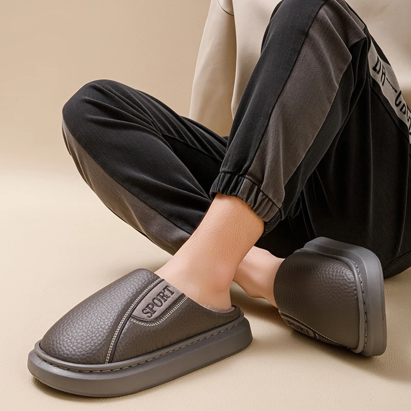 

Winter New Men's Cotton Slippers Men's Indoor Slippers Anti Slip Windproof and Warm Men's Thick Soled Cotton Shoes Plus Size New