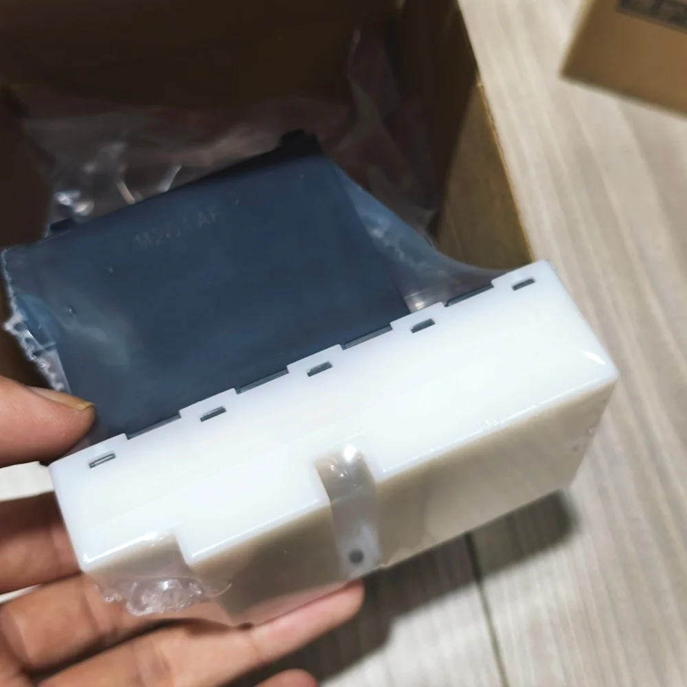 

1 шт. 1753825 коробка для обслуживания чернил для EPSON M1100 M1120 M2120 M1108 M1128 M1129