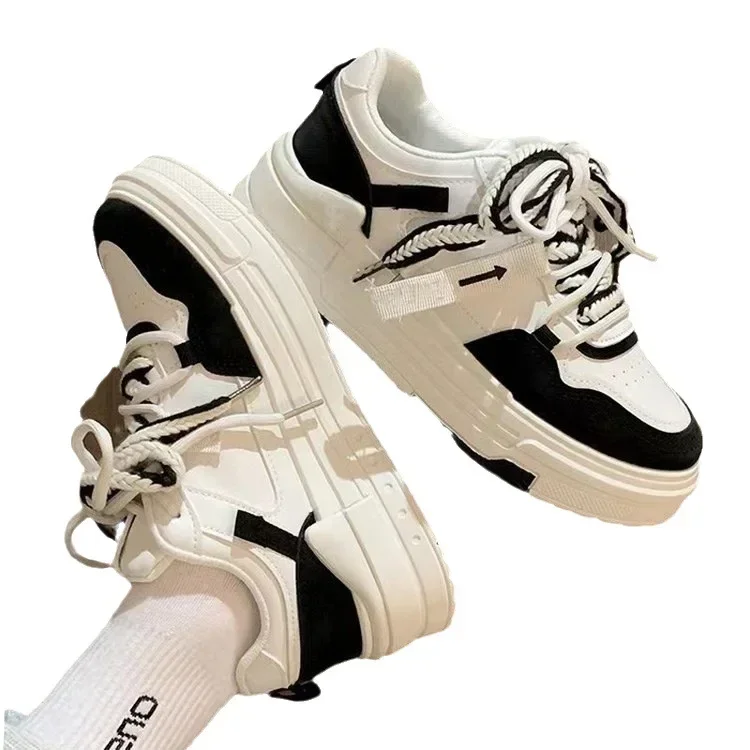 White Women Platform Sports Shoes Sneakers Kawaii Vintage Vulcanize Casual Korean Fashion Harajuku Tennis Female Flats 2024