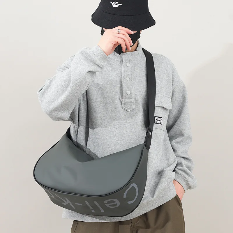 high-end ins Korean version crossbody bag New fashionable and simple men's casual  versatile single shoulder large capacity men