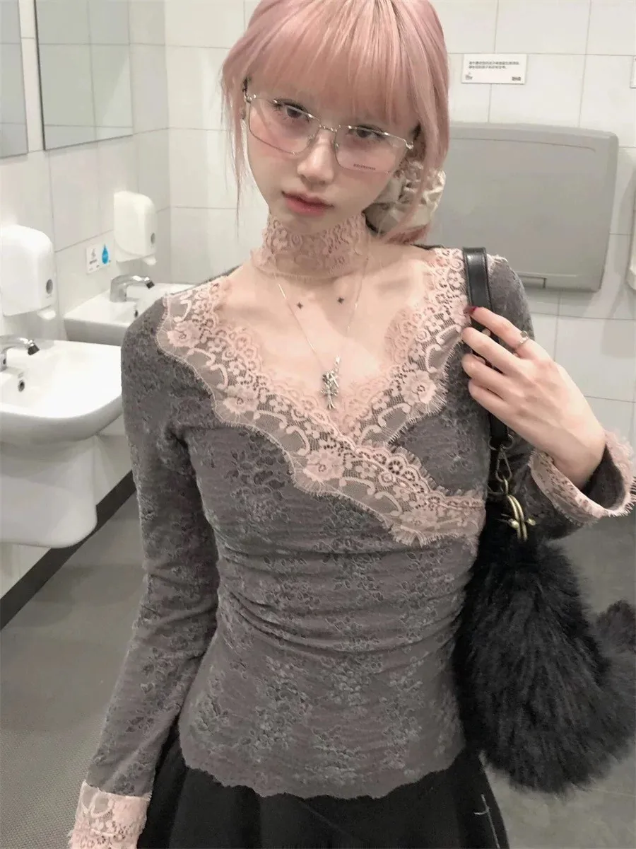 Genayooa Y2k Japanese T Shirt Women V Neck Patchwork Lace Tee Tops Streetwear Vintage Tops Korean Style Skinny Tshirts Autumn