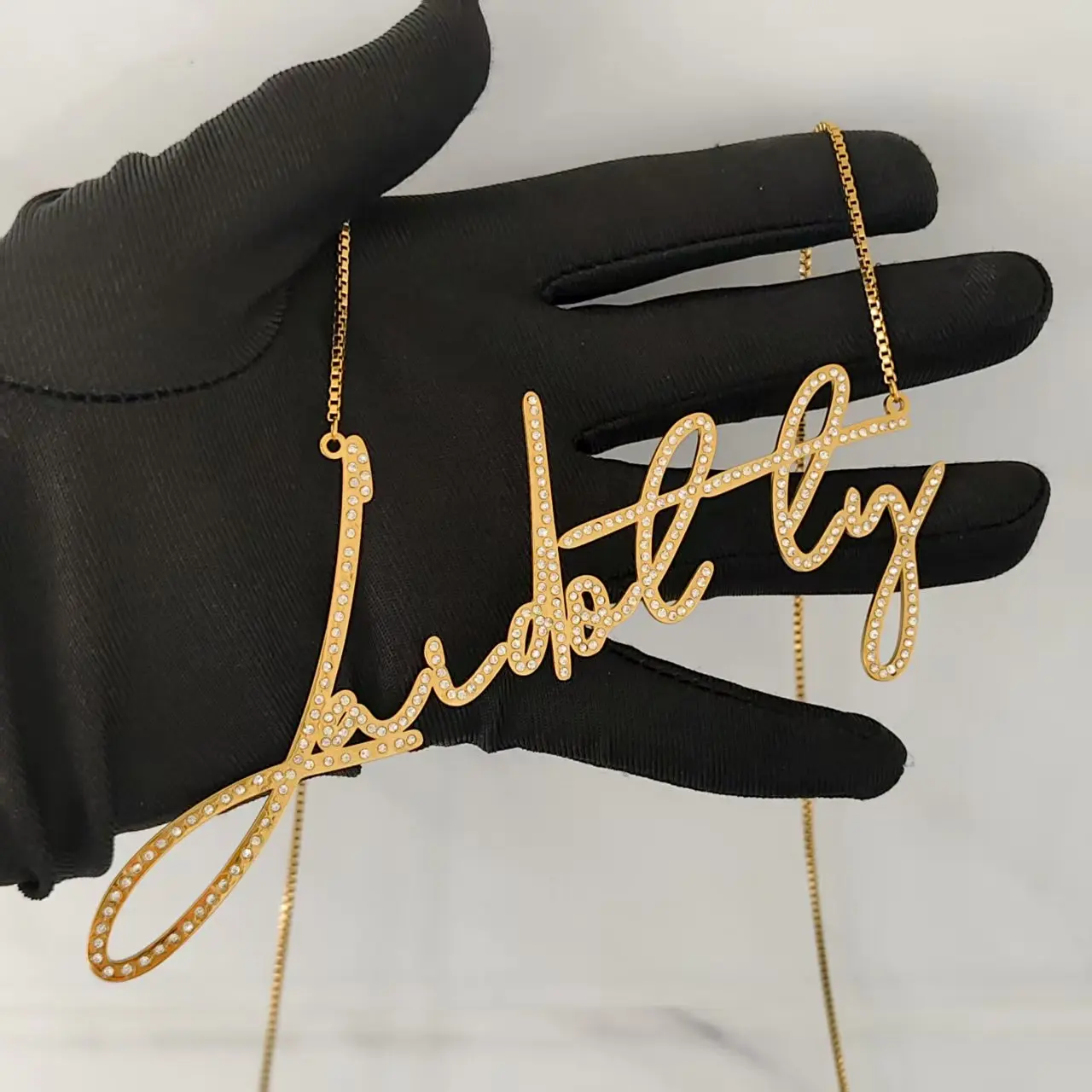 

Personalized Stainless Steel Name/Letter Diamond Customized Necklace/Chain Personalized Letter Pendant Anniversary Gift for Her