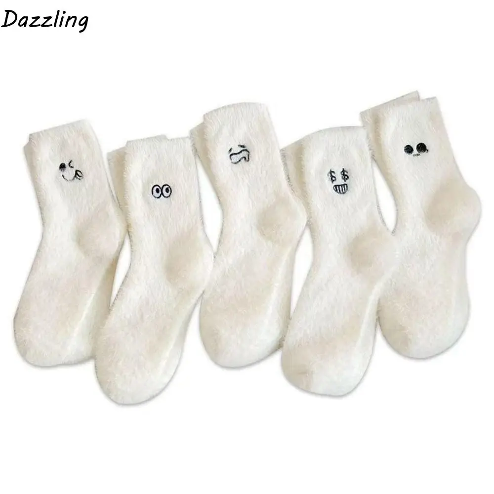 

5 пар модных носков из меха норки с вышивкой, мягкие плюшевые носки с героями мультфильмов, чулочно-носочные изделия, милые утепленные женские носки