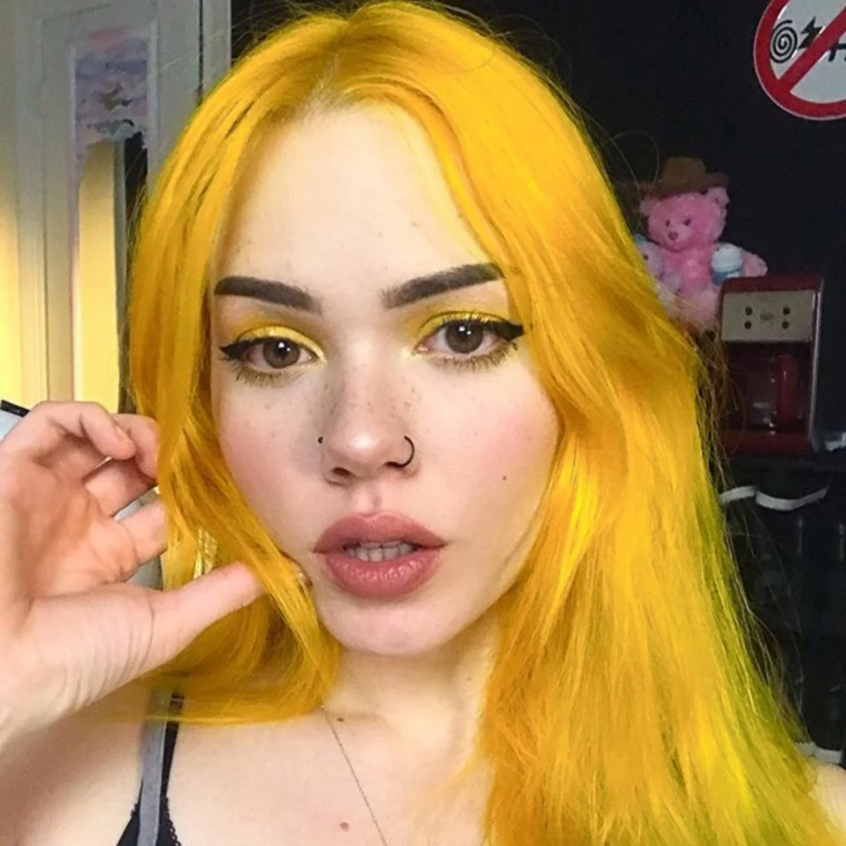 RDY-Perruque Lace Front Wig synthétique jaune citron, cheveux lisses et longs, sans colle, naissance des cheveux naturelle colorée, pour femmes 03/