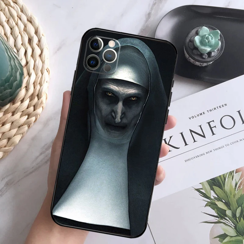 The Nun Valak Horror Phone Case For iPhone 15 14 13 12 11 16 Pro Max Plus Mini 7 8 X XS Max XR Back Cover Shell