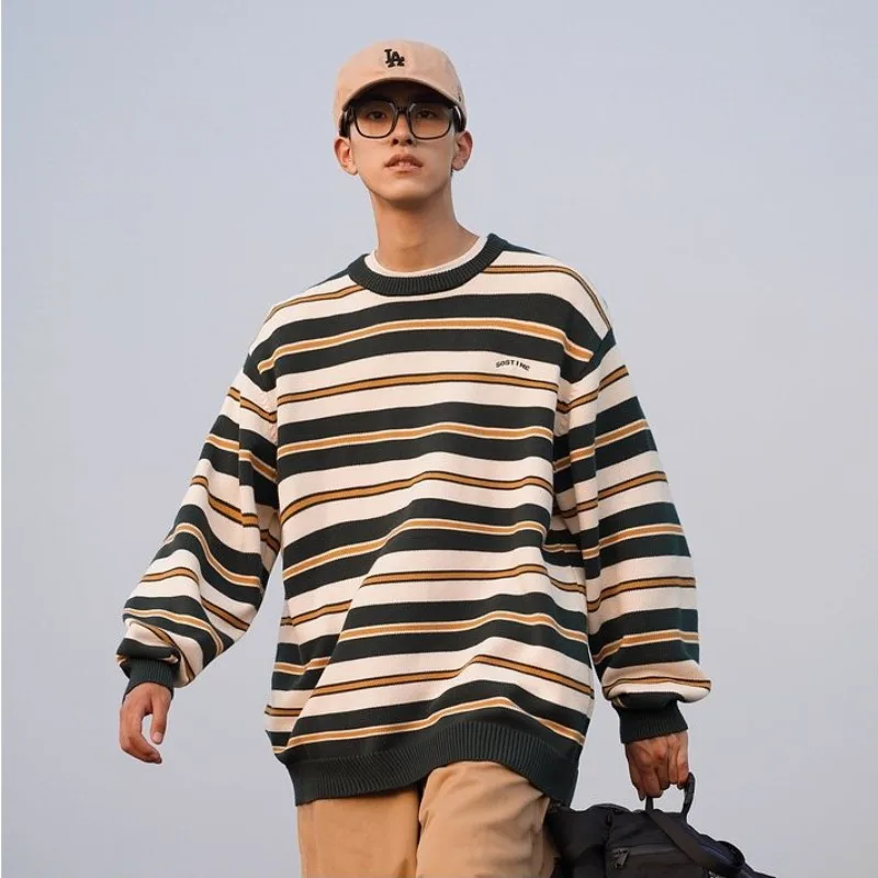 

Autumn and Winter Striped Casual Men's Sweaters Long Sleeved Round Neck Fashion Knitted Pullover