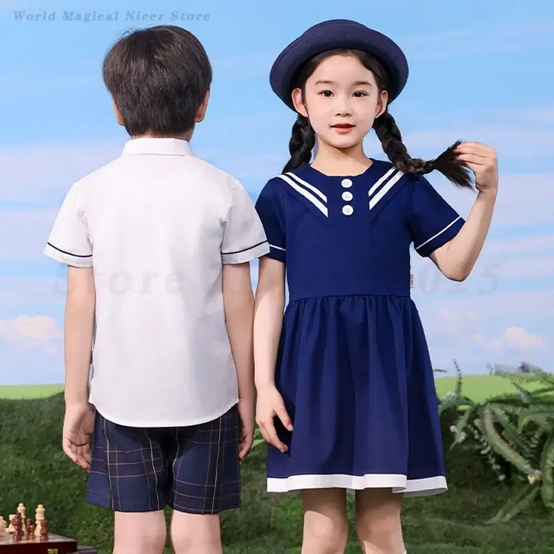 Uniforme scolastica per la scuola materna Abbigliamento per la scuola primaria per bambini Camicia a maniche corte Pantaloncini Abito blu navy Tuta per ragazzi e ragazze