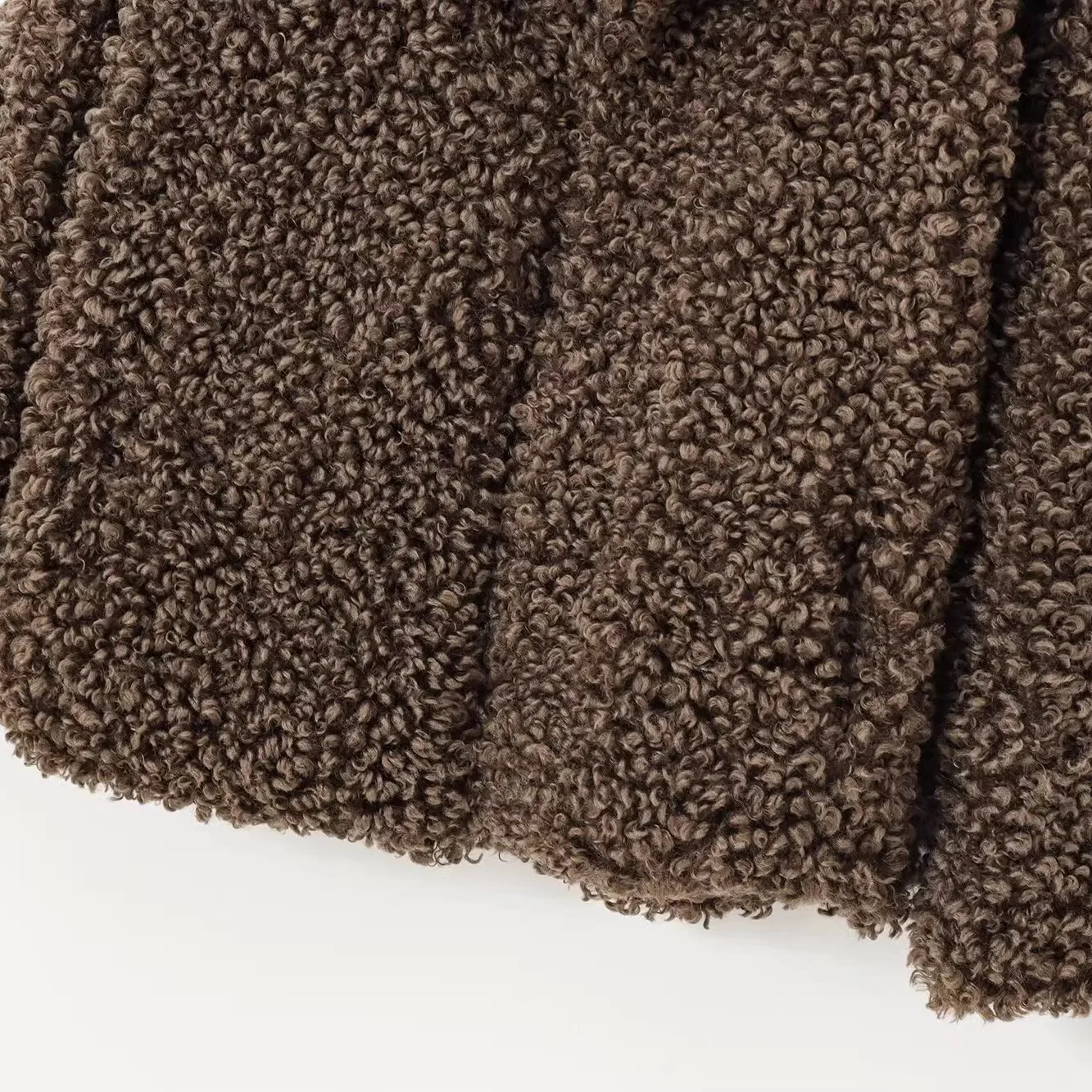 JNLEAOG Damen-Ort-Mantel mit Kunstfell-Effekt, Wind-Design, neue Sle-Stand-Passform, lang, Sve, Polyester, Flip-Kragen, Knopfleiste