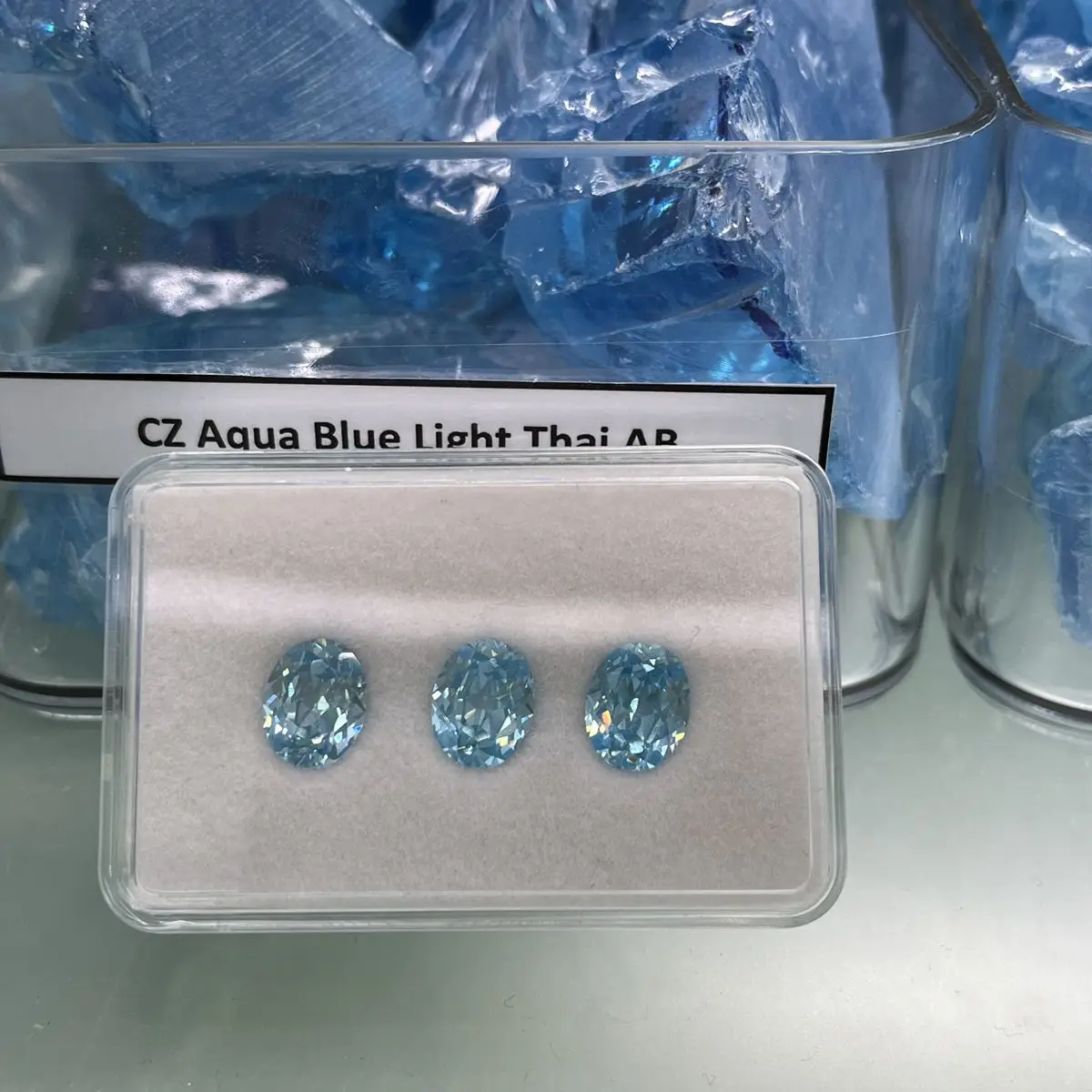 300g/Lot Top Quality Aquamarine Ice Blue Paraiba Cubic Zirconia Rough Uncut CZ Gemstone Raw Material