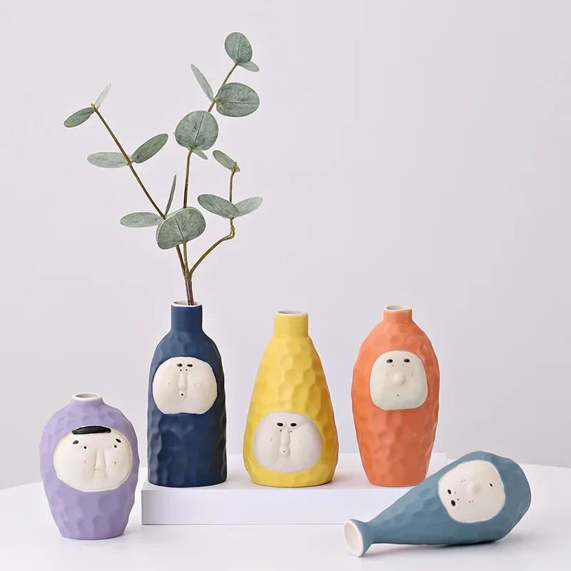 Creative Ceramic Expression Vase Light Luxury Style Living Room TV Cabinet Desktop Entrance Decoration Home Decoration