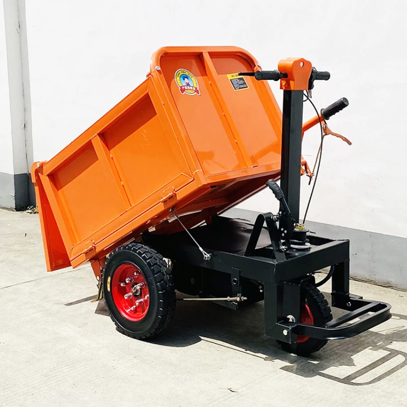 Electric vehicle three wheel tipping bucket engineering construction site, three door cement dump elevator handling flat