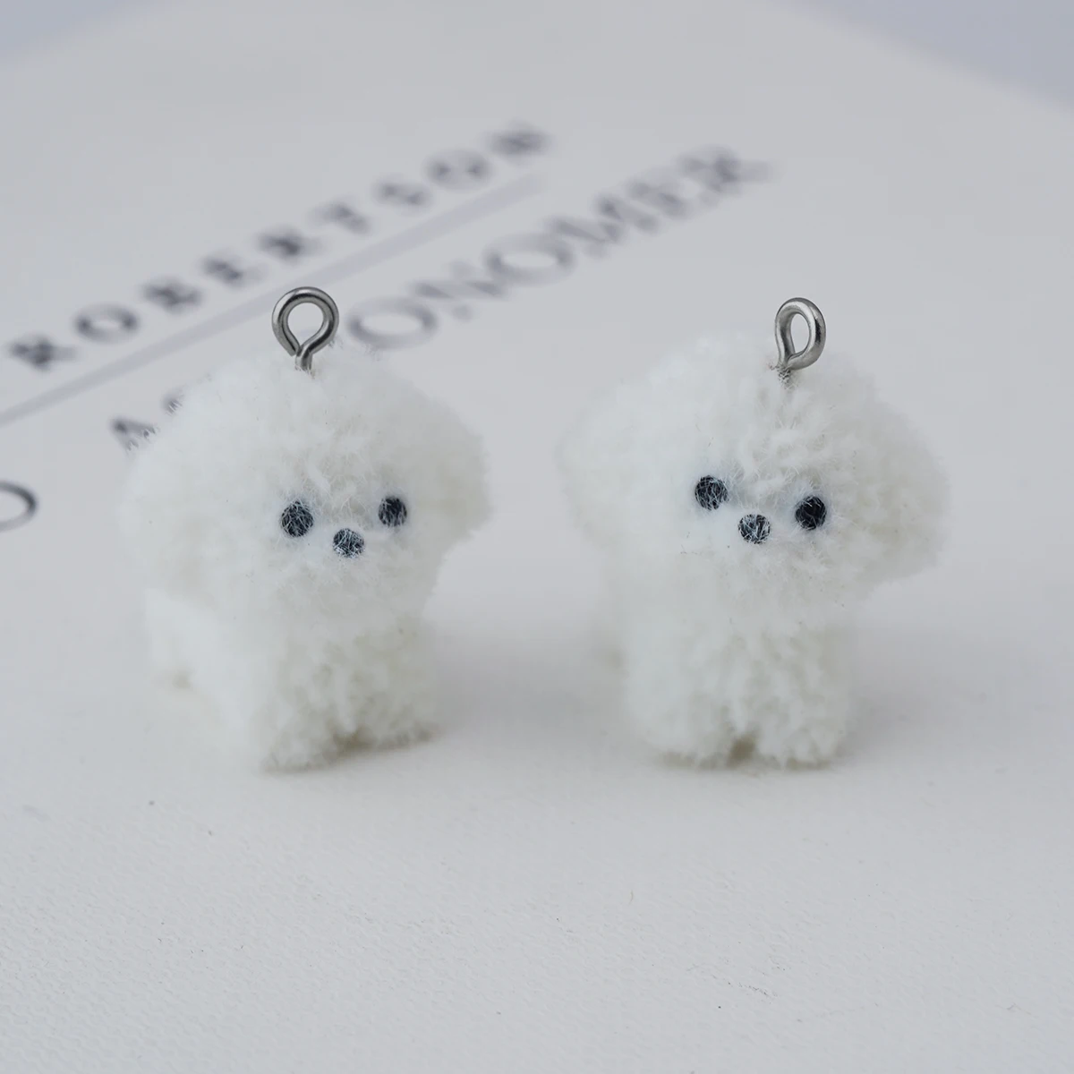 5pcs Kawaii Fluffy White Puppy Charms 3D Cartoon Animal Dog  Pendant For Necklaces Keychains Handmade Making DIY Jewelry fitting