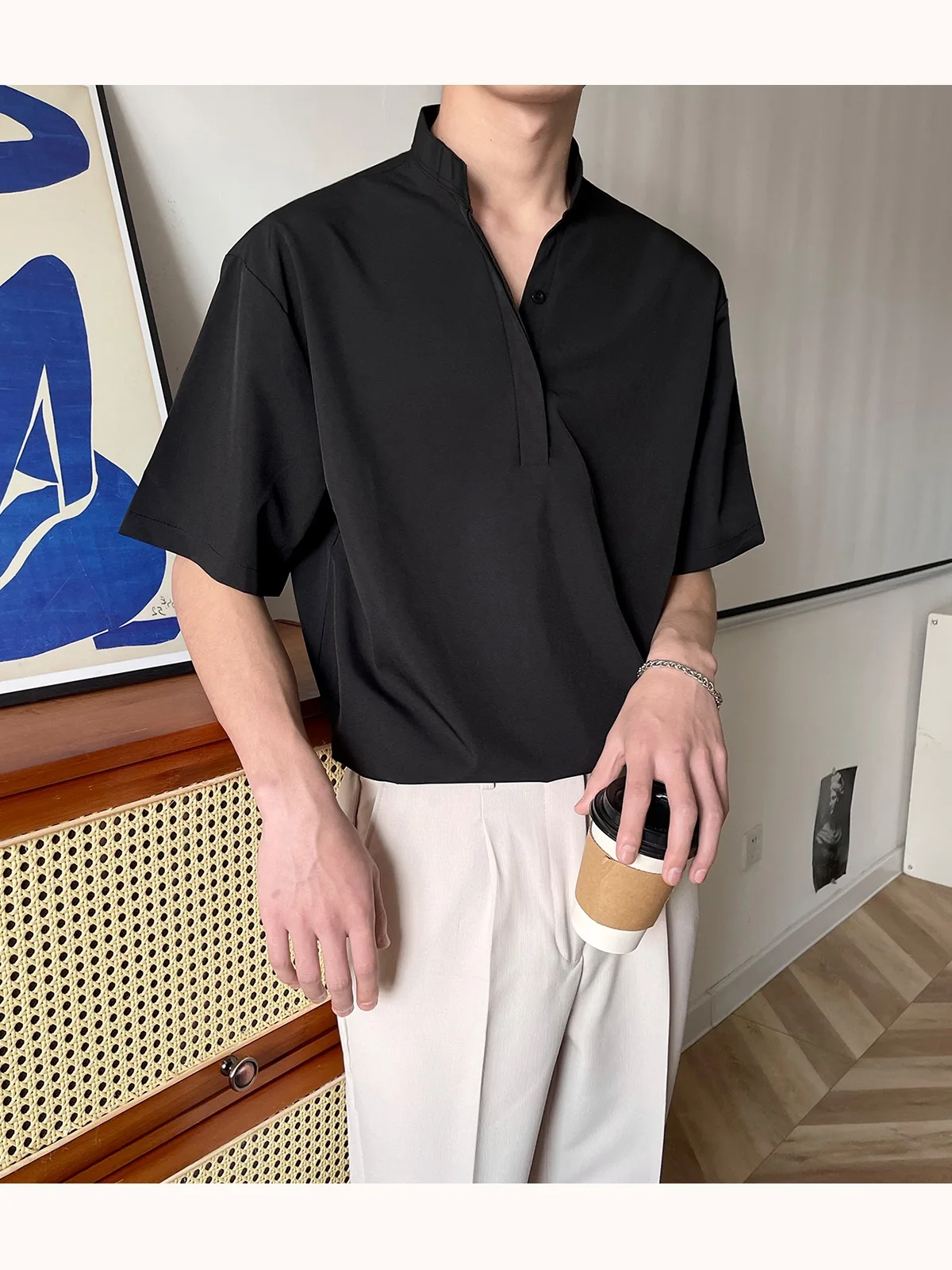 

Men's Summer irt Lightweight Drapey Stand Collar f Sve ort Sve T-irt Youth Trend Loose Fit Color