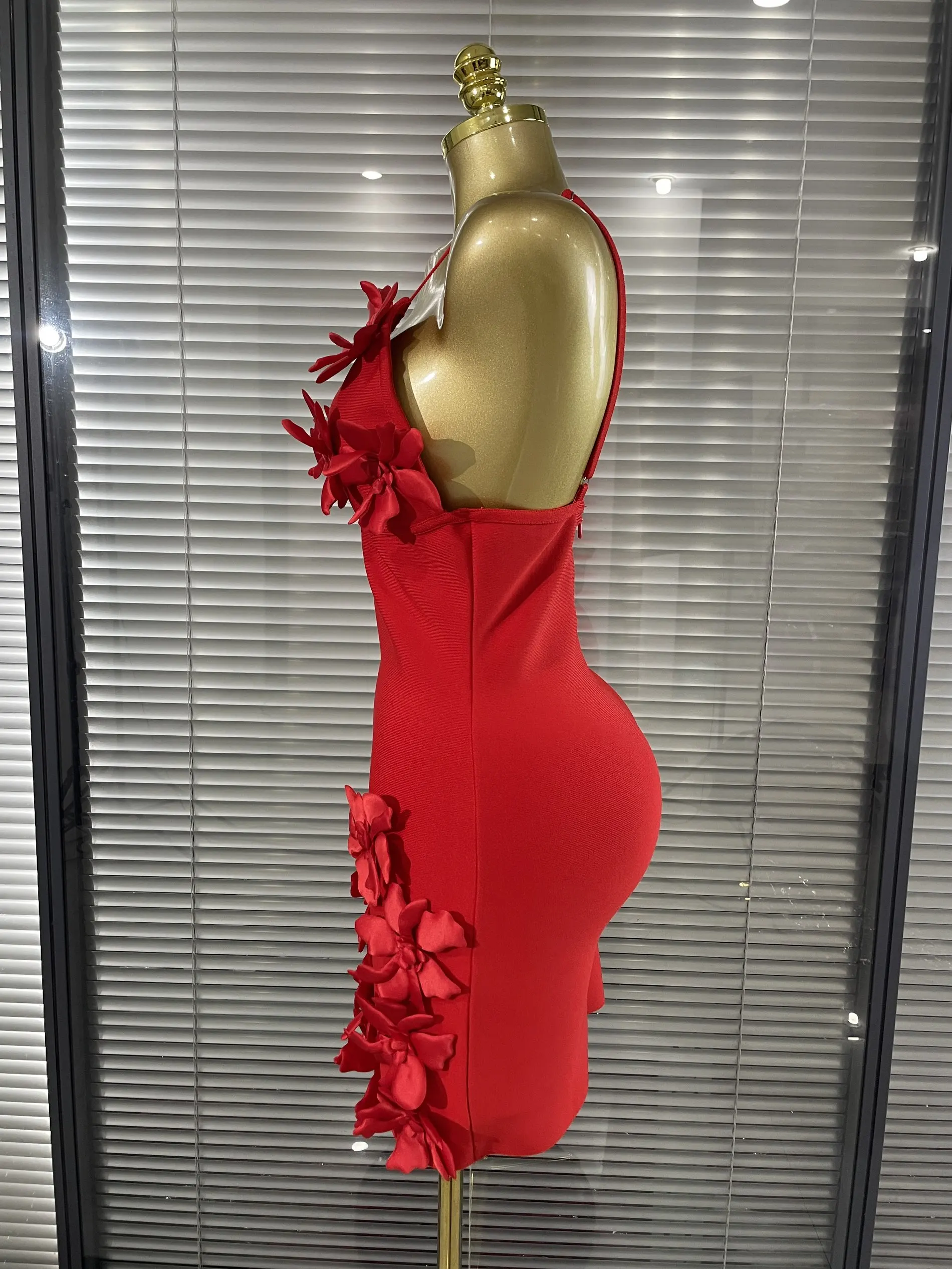 red bandage dress wholesale Cross-Neck Bandage Dress - Red