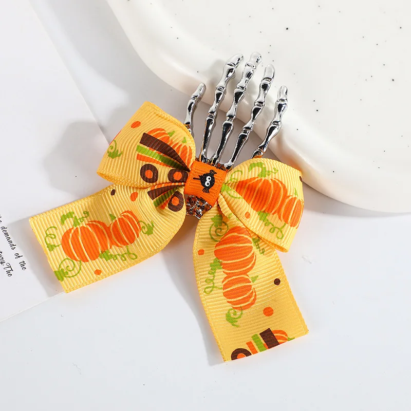 1pc New Halloween Skeleton Ghost Hand Hairpin Female Ghost Pumpkin Witch Personalized Butterfly Bow Hair Edge Clip