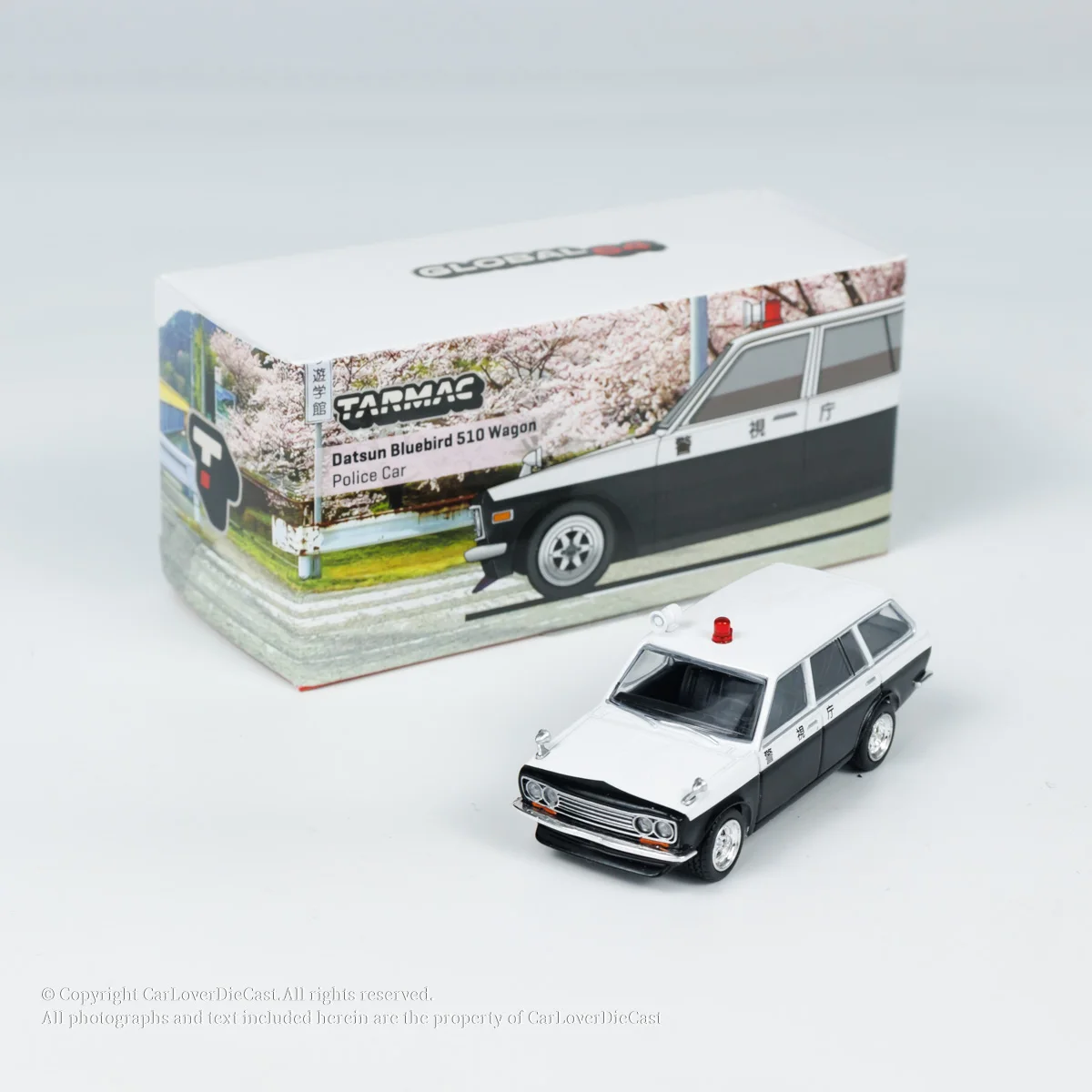 Tarmac Works 1:64 Datsun Bluebird 510 Wagon Japan Police Car Model car