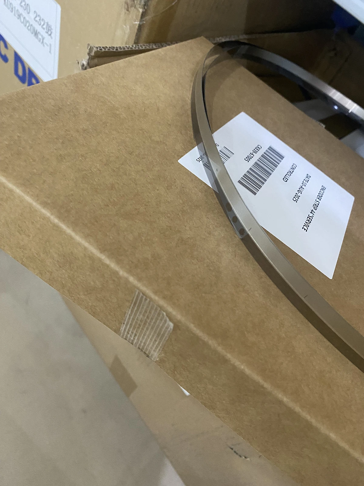 

CK839-67005 44-дюймовая полоса энкодера со стальной полосой для деталей принтера HP Designjet T620 T1200 T770 T610 T1300 T790 T1100 T2300