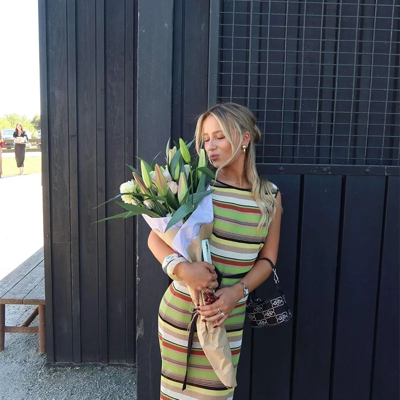 

Stylish Y2k Color Contrast Sleeveless Dress Sets Women's Casual Wide Armhole O Neck Tops 2026 High Waist Bodycon Skirt Outfits