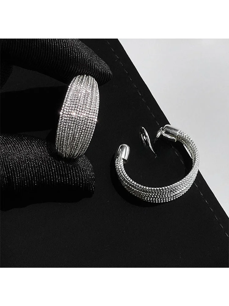 elegant-silver-large-hoop-earrings-women's-fashion-no-piercing-required-simple-circle-beautiful-jwellery-clip-on-ear-cuffs