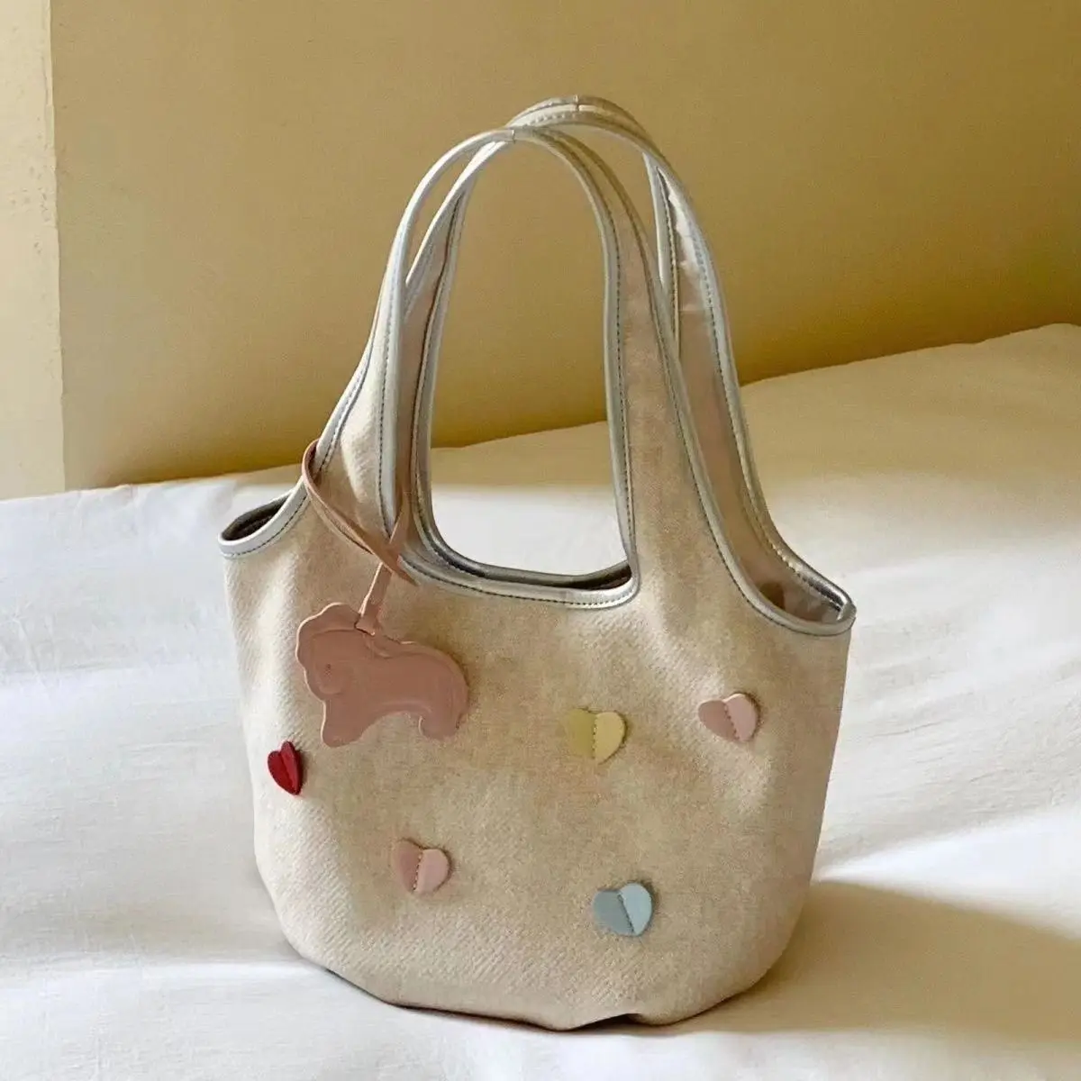 Niche Designer Canvas Bag Handheld Bag for Women 2024 New Summer Outdoor Cute Solid Color Denim Love Tote Bag packaging storage