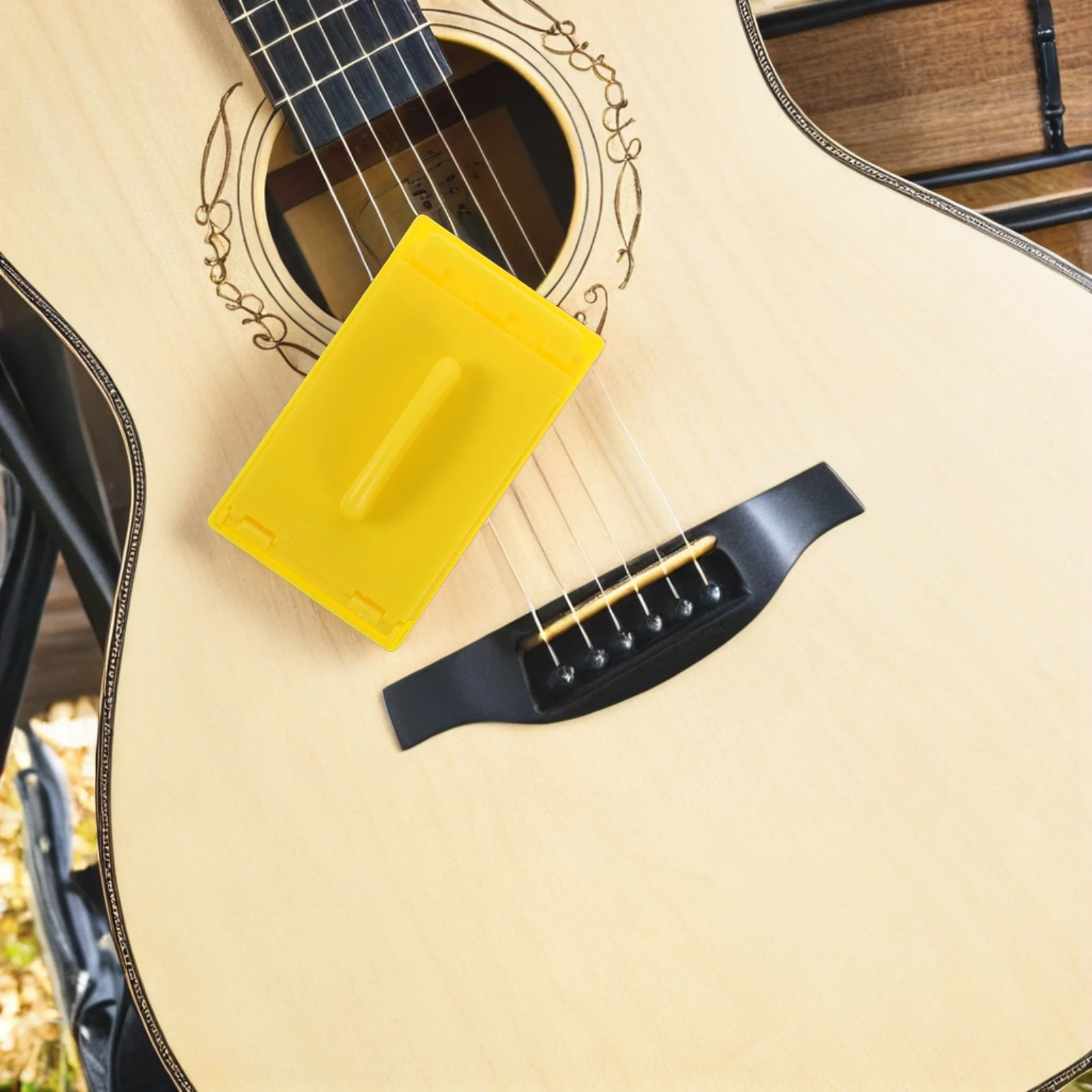 

2 Pcs Guitar Care Tools Cleanser Studio Maintenance Instrument Cleaner Professional Gear Fretboard Conditioner Travel