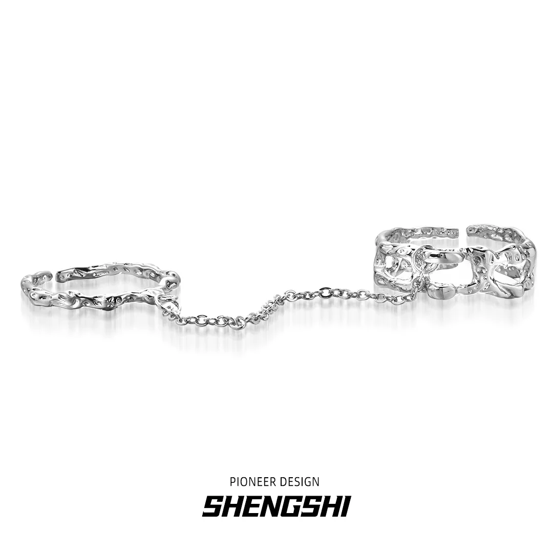 Korean version exclusive texture chain double-finger one-piece design unique ring with a sense of individuality
